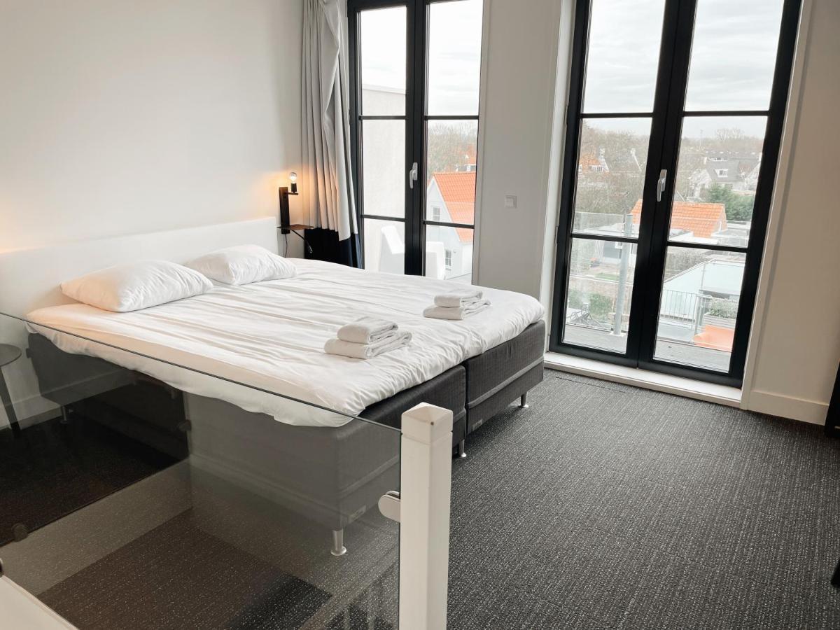 Hello Zeeland - Appartement Markt 4 En 4A Domburg Exterior photo